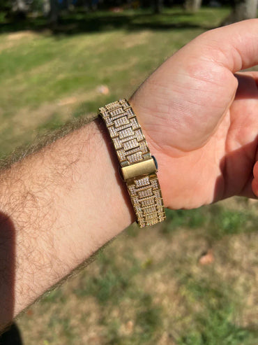 Carave Paris Golden Imperial Iced Watch