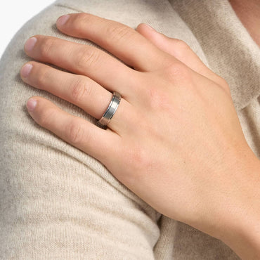 Carave Paris Polished Groove Wedding Band Ring