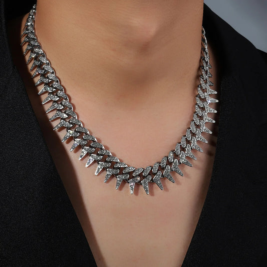 Carave Paris Pavé Fishtail Link Necklace