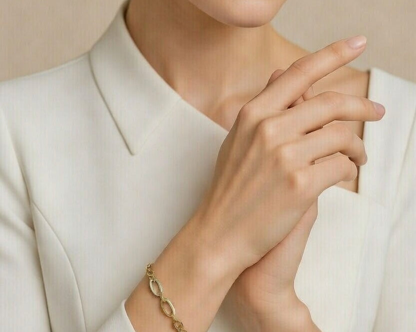 Gold Designer Link Bracelet for Women Two Tone Oval Chain Bracelet with Secure Clasp | Carave Paris