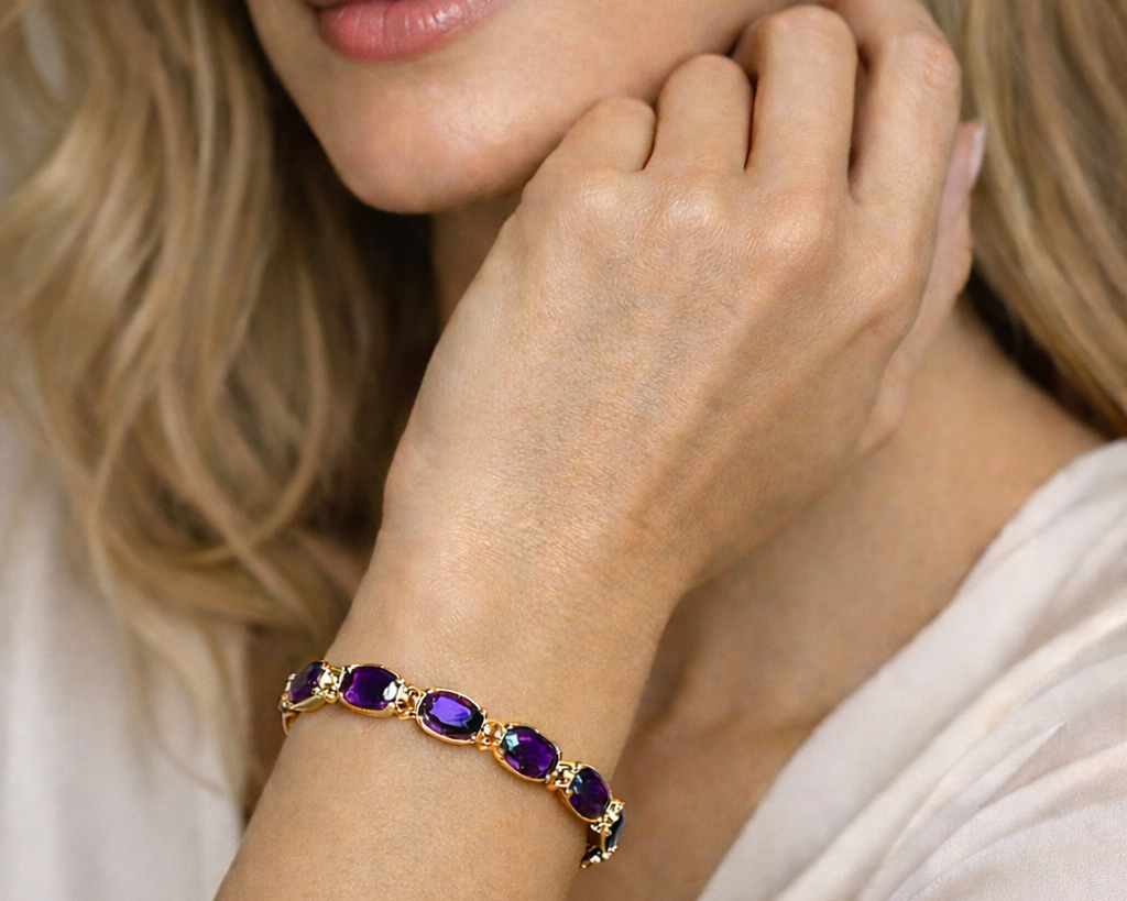 Purple Gemstone Gold Bracelet for Women  Elegant Amethyst Style Fine Jewellery | Carave Paris
