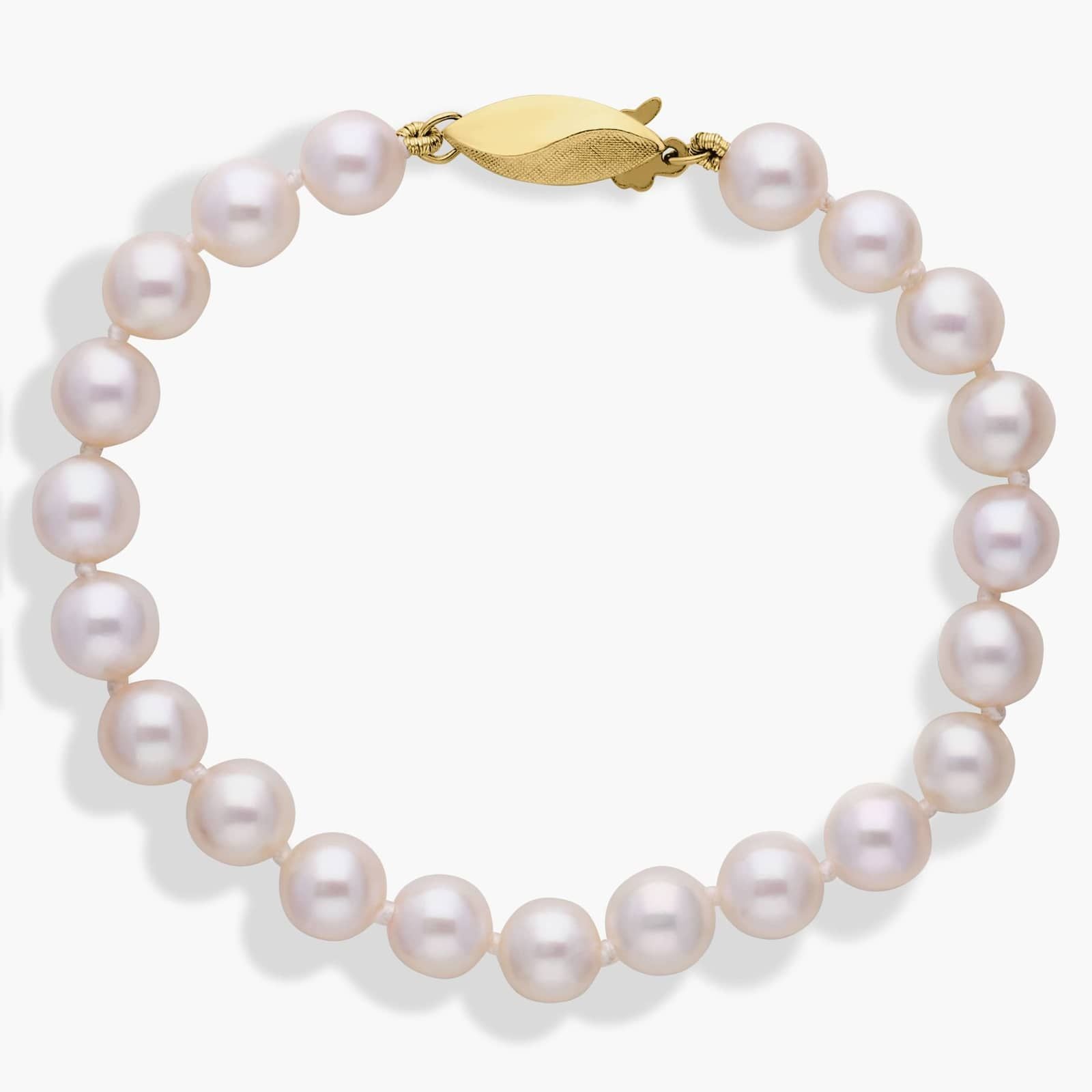 Classic Freshwater Pearl Bracelet with Yellow Gold Clasp