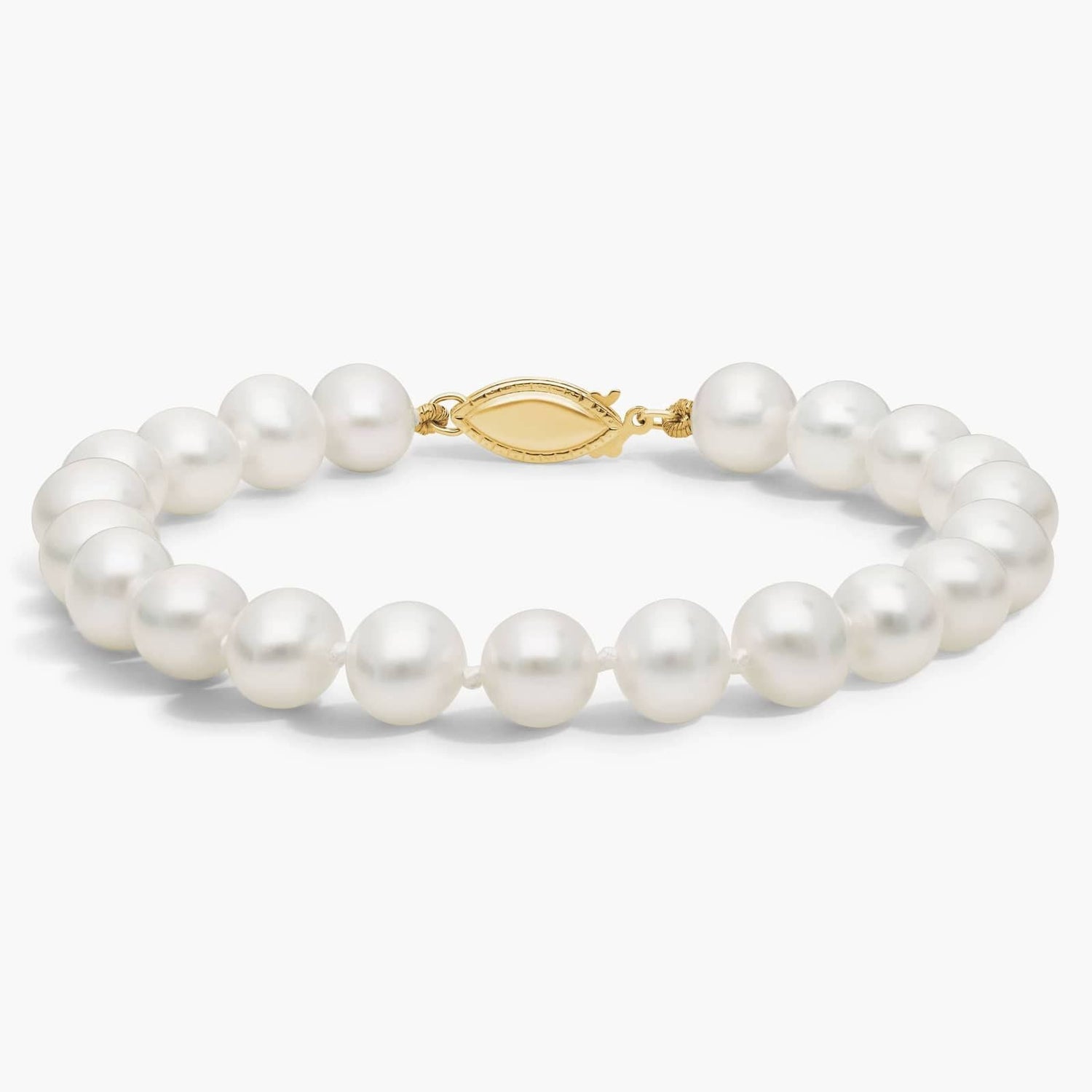 Premium Freshwater Pearl Bracelet with Yellow Gold ClaspCarave Paris Classic White Pearl Bracelet
