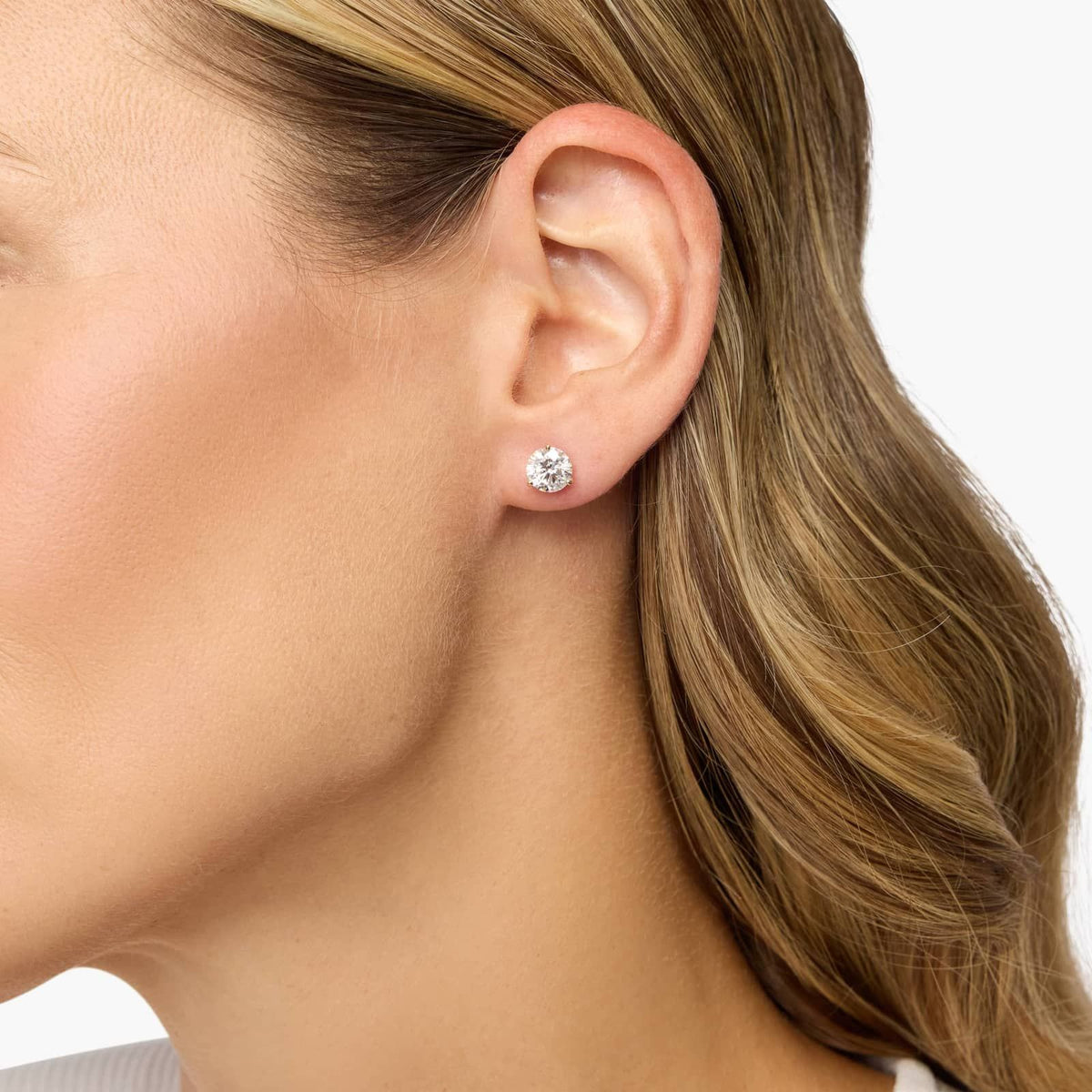 Carave Paris Pear Diamond Stud Earrings