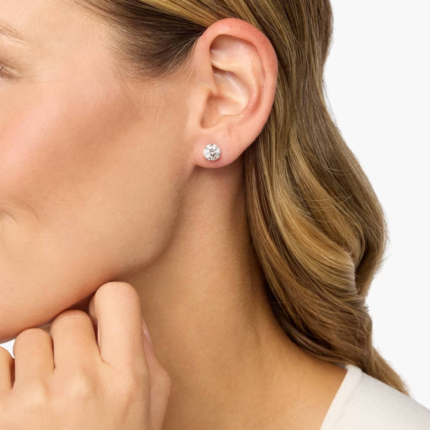 Carave Paris Pear Diamond Stud Earrings