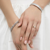 Women’s Heart Shape Solitaire Diamond Gold Ring with Elegant Prong Setting