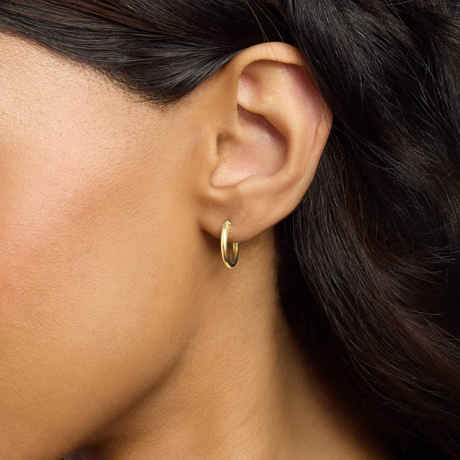Carave Paris Classic Polished Huggie Hoop Earrings