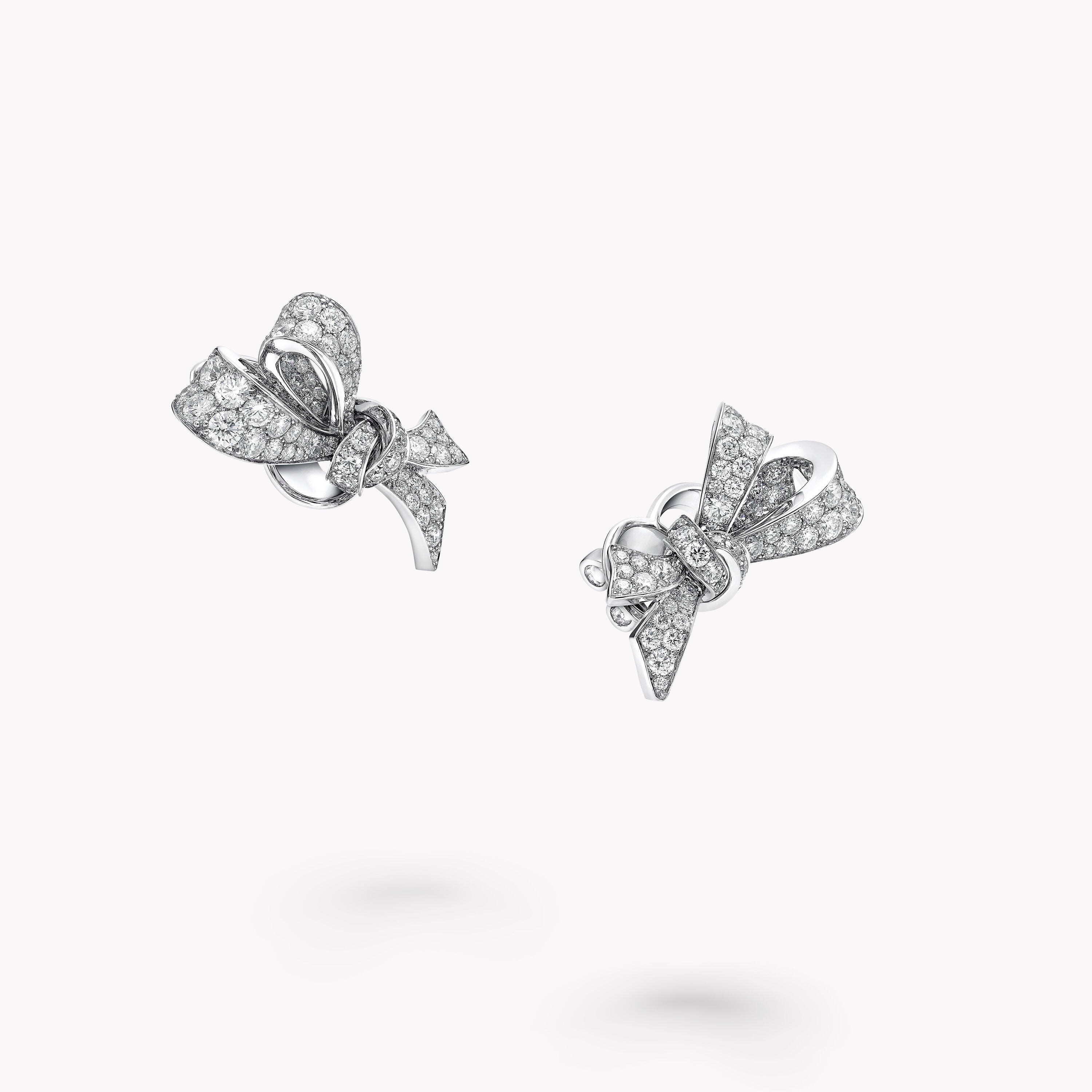 carave-paris-bow-diamond-stud-earrings_2_00bc0766-0a1e-42d7-a20d-9df845669981.jpg