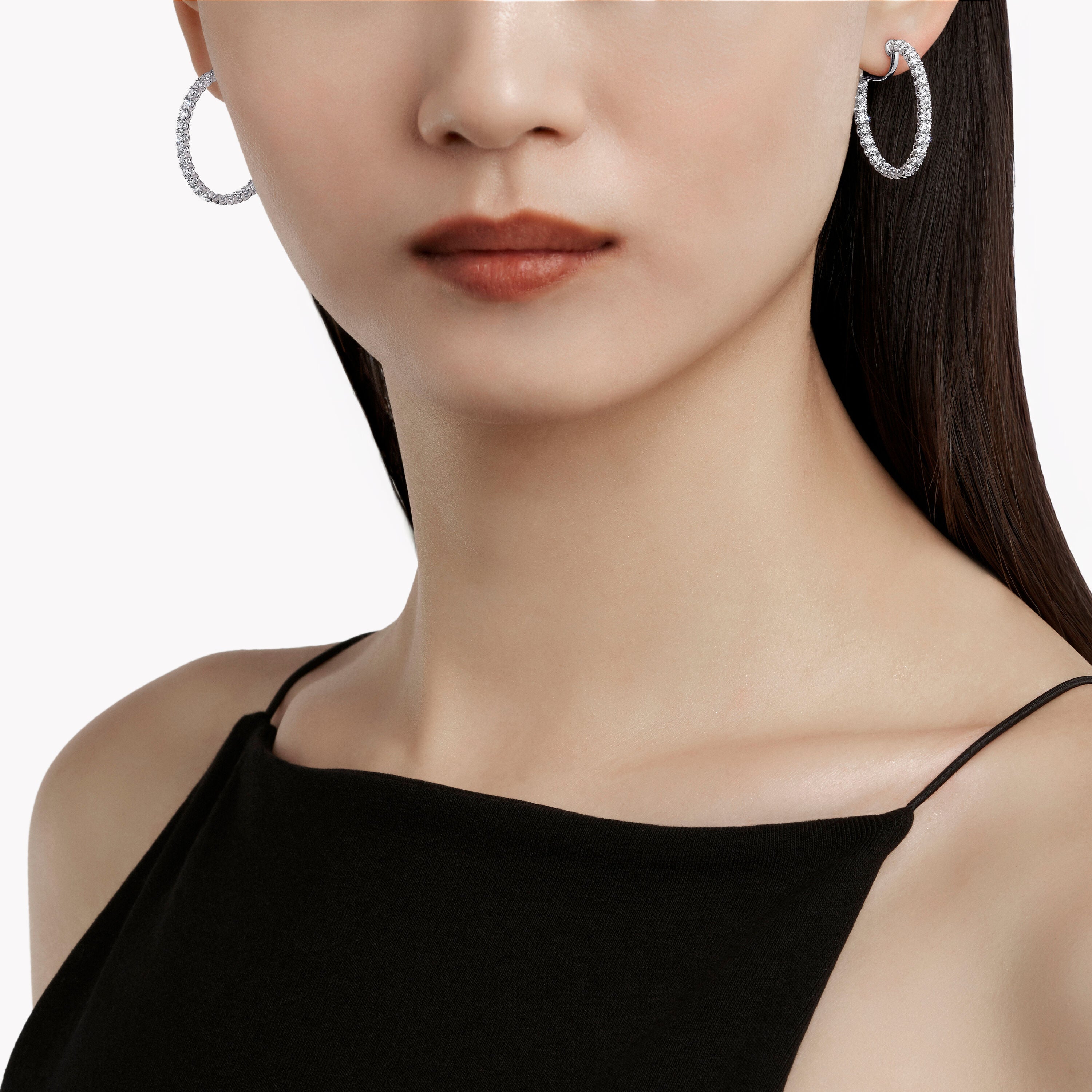carave-paris-classic-diamond-hoop-earrings_1_59140056-ec10-45f9-a9a2-394669f533d7.jpg