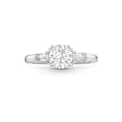 Carave Paris Round Cut Diamond Three Stone Engagement Ring