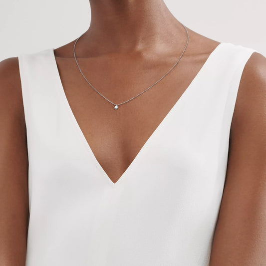 Carave Paris Classic Solitaire Diamond Pendant Necklace