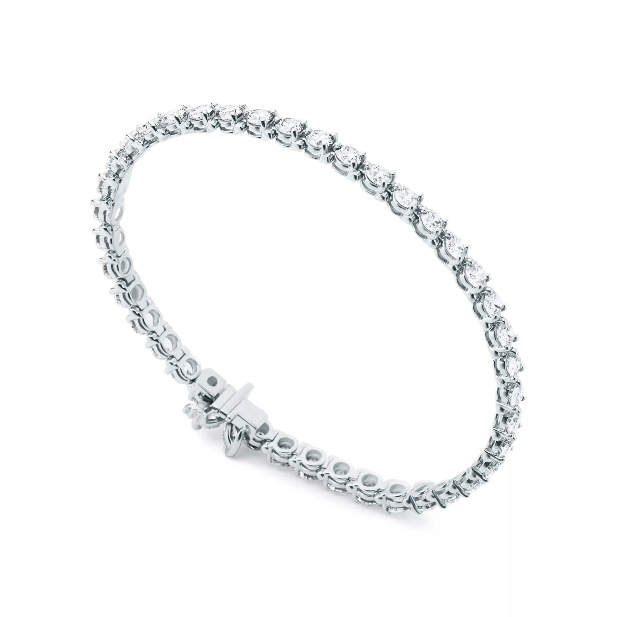carave-paris-classic-tennis-bracelet_3.webp