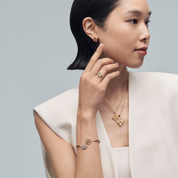 Carave Paris Cœur de Lumière Diamond Heart Stud Earrings