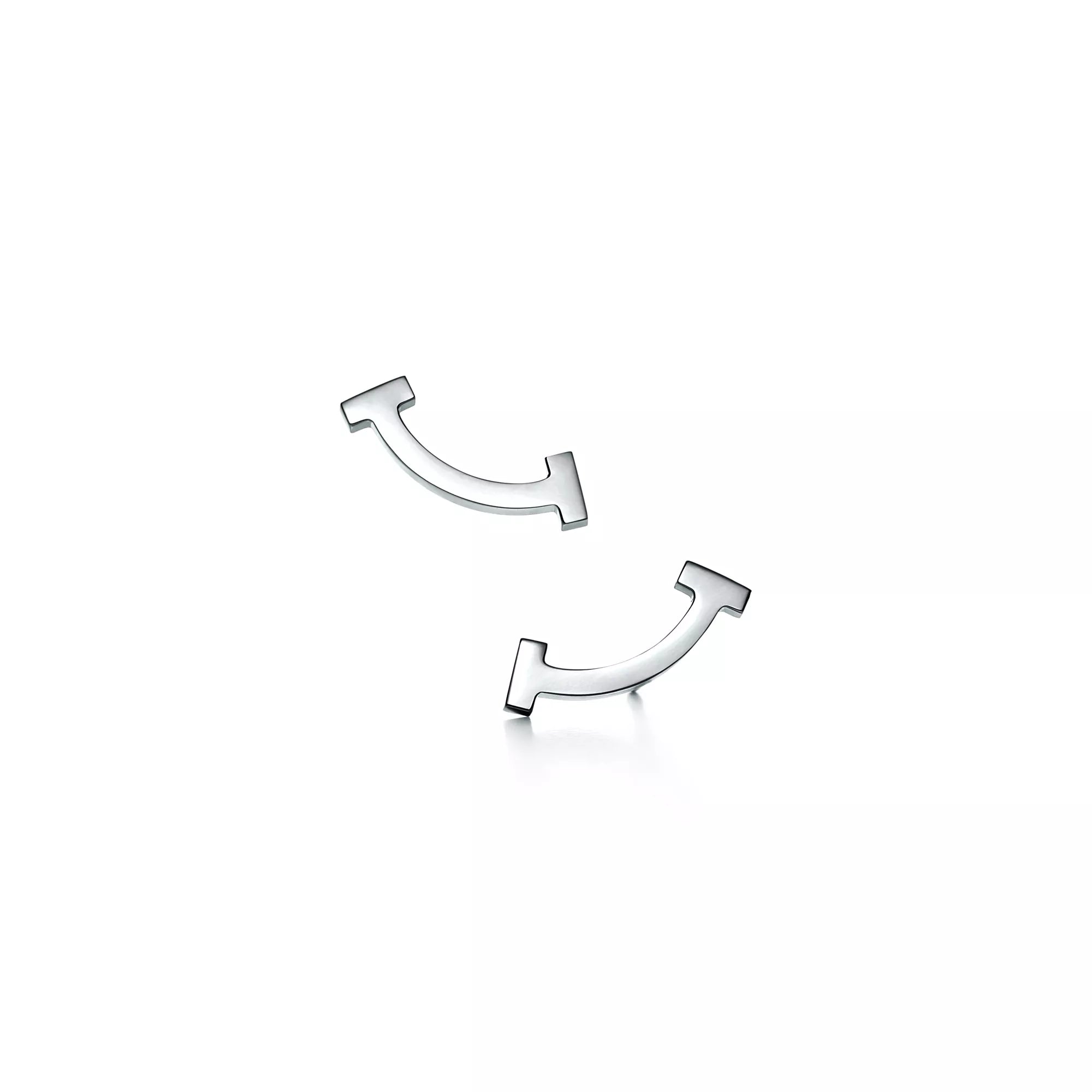 Carave Paris Curved T Bar Minimalist Stud Earring