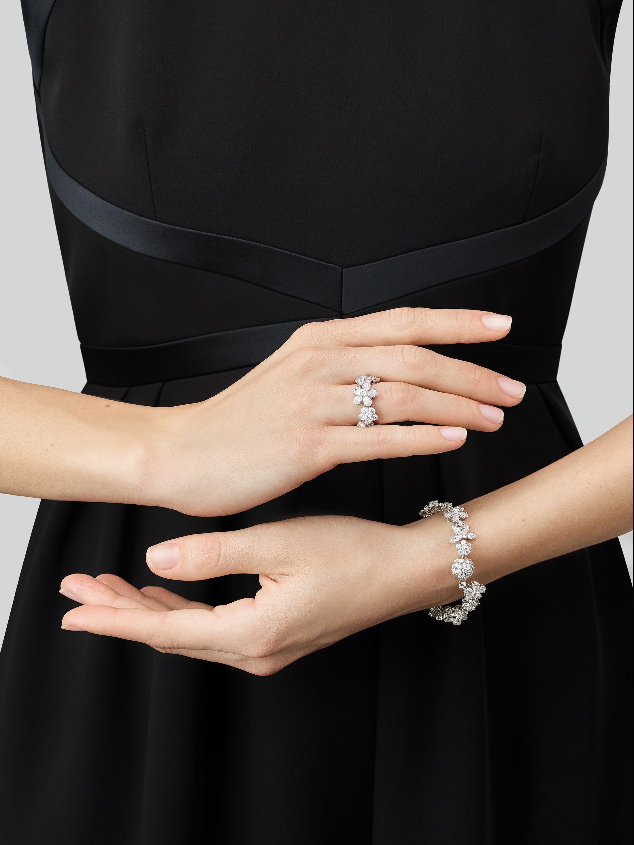 Carave Paris Diamond Floral Garden Bracelet