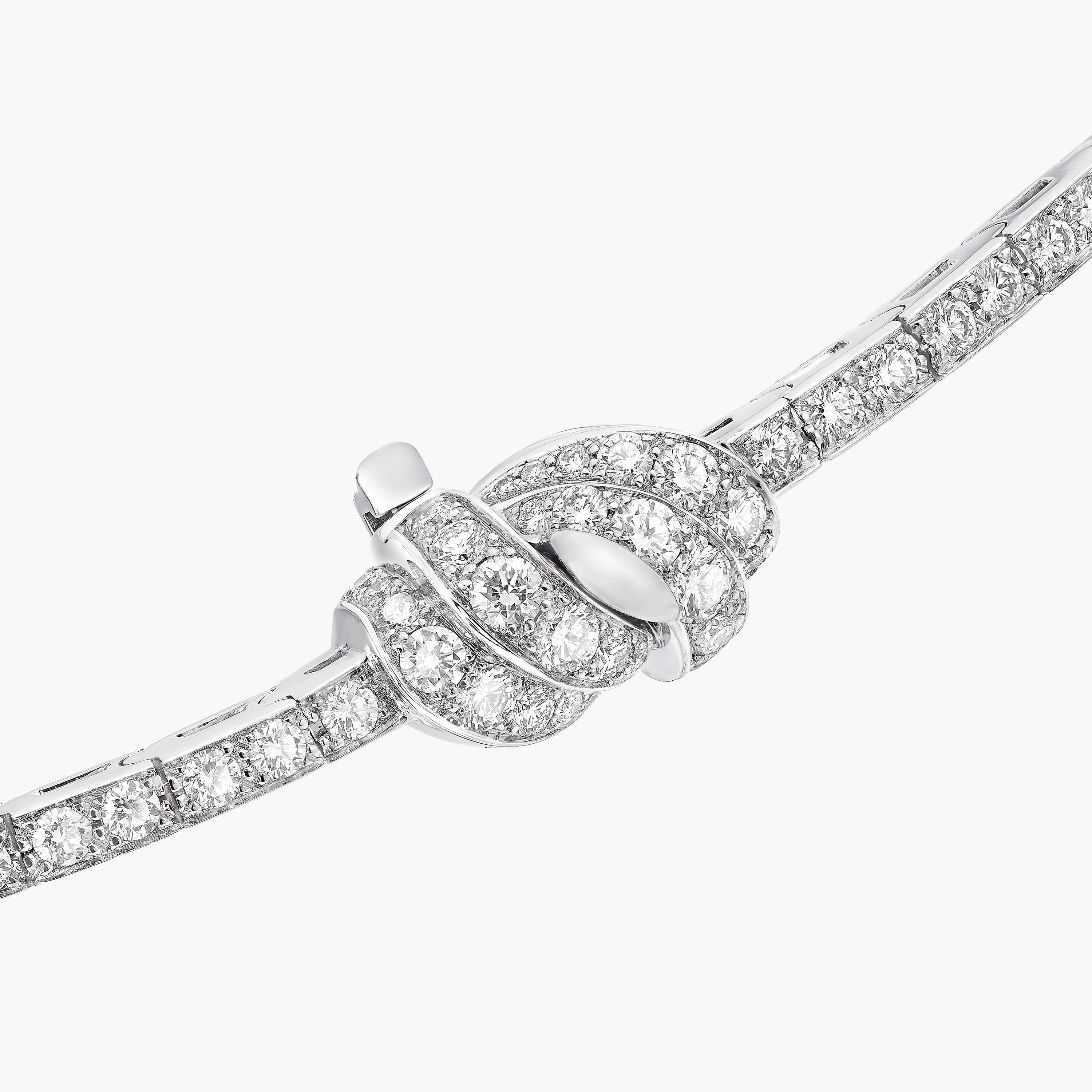 carave-paris-diamond-knot-drop-necklace_2.jpg