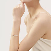 Carave Paris Diamond T Wire White Gold Bracelet for Women