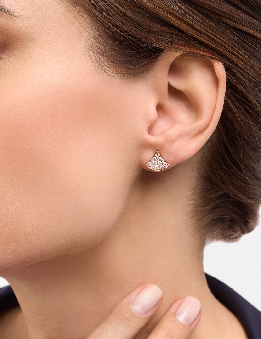 carave-paris-diva-diamond-fan-stud-earrings-rose-gold_1_2cbb273f-e701-44a2-9ef3-0d67896d9254.jpg