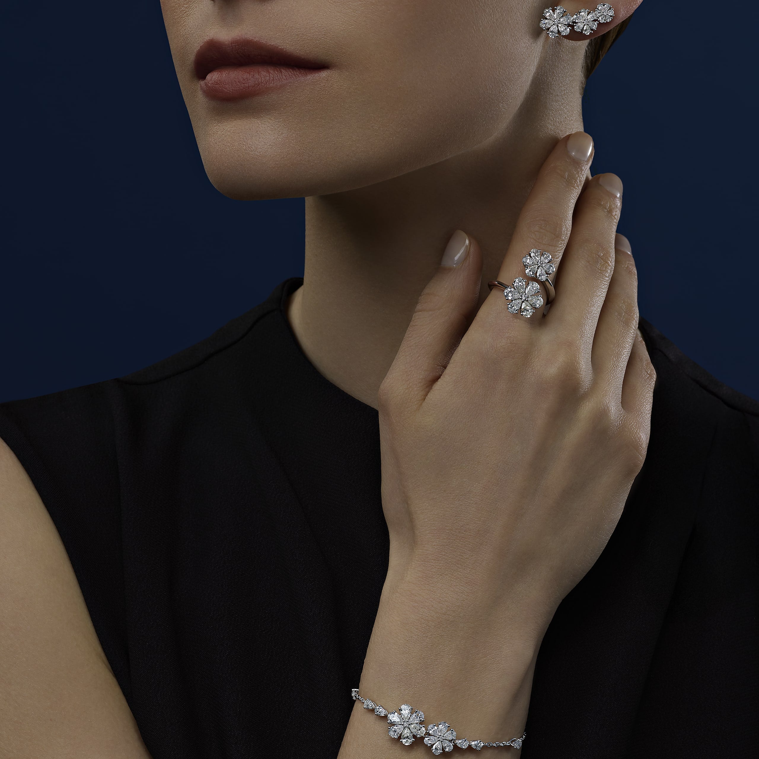 carave-paris-double-floral-pear-cut-diamond-open-ring_1.jpg