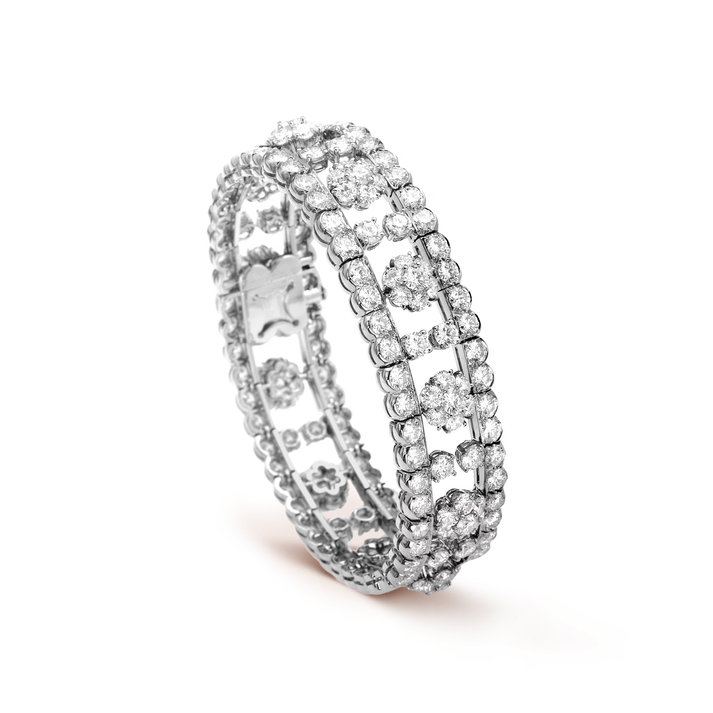 carave-paris-eternal-bloom-diamond-tennis-bracelet_2_22af03b6-b32b-4f47-a235-ef48cc6385e0.jpg