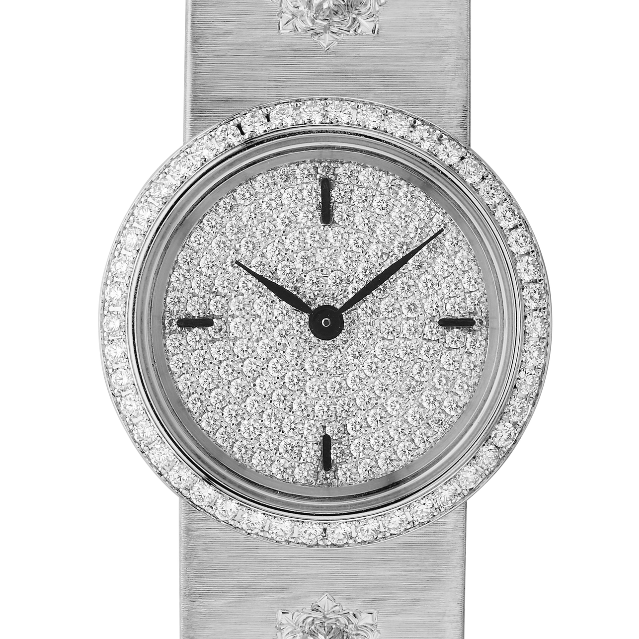 carave-paris-eternal-diamond-cuff-watch_2.png