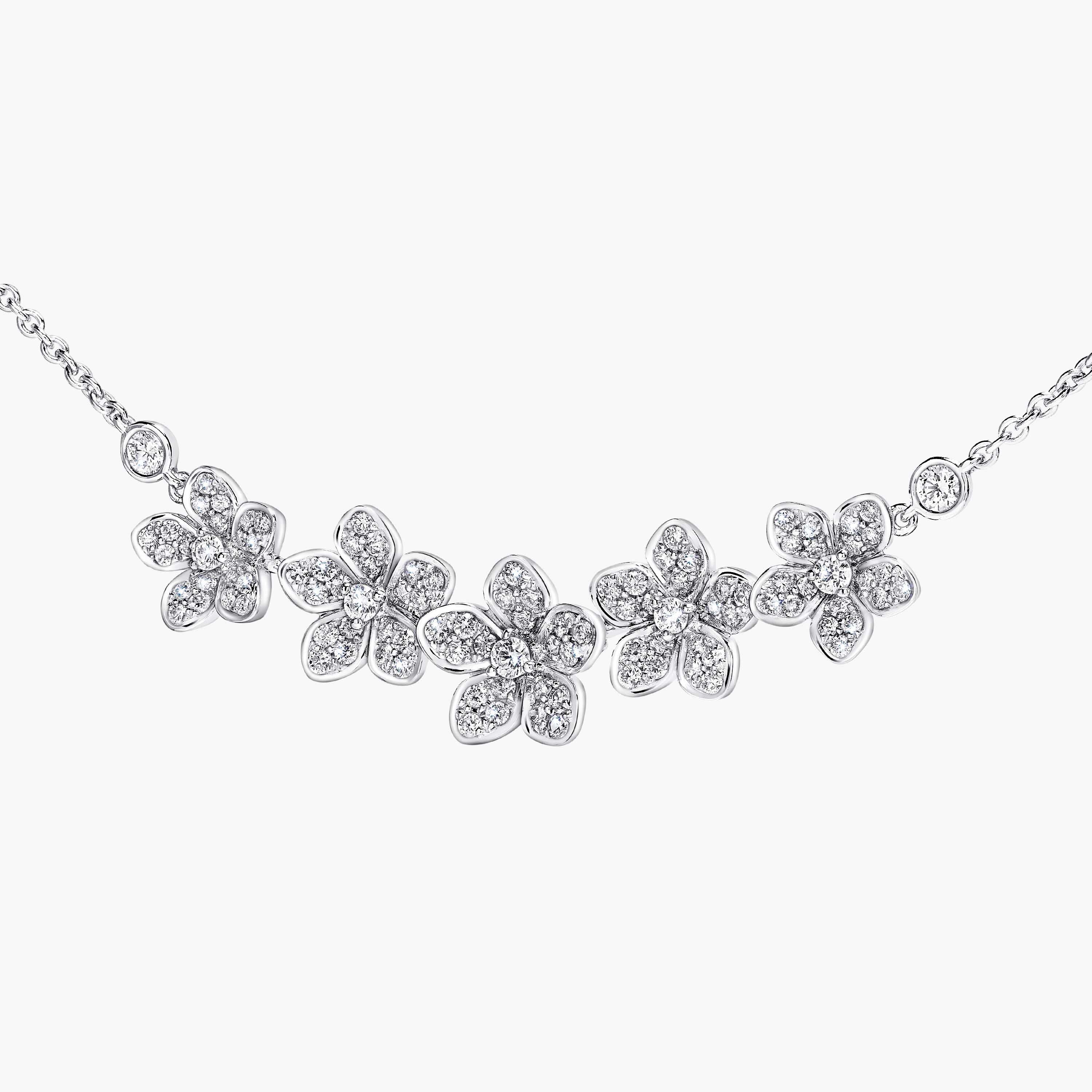 carave-paris-five-flower-diamond-necklace_2.jpg