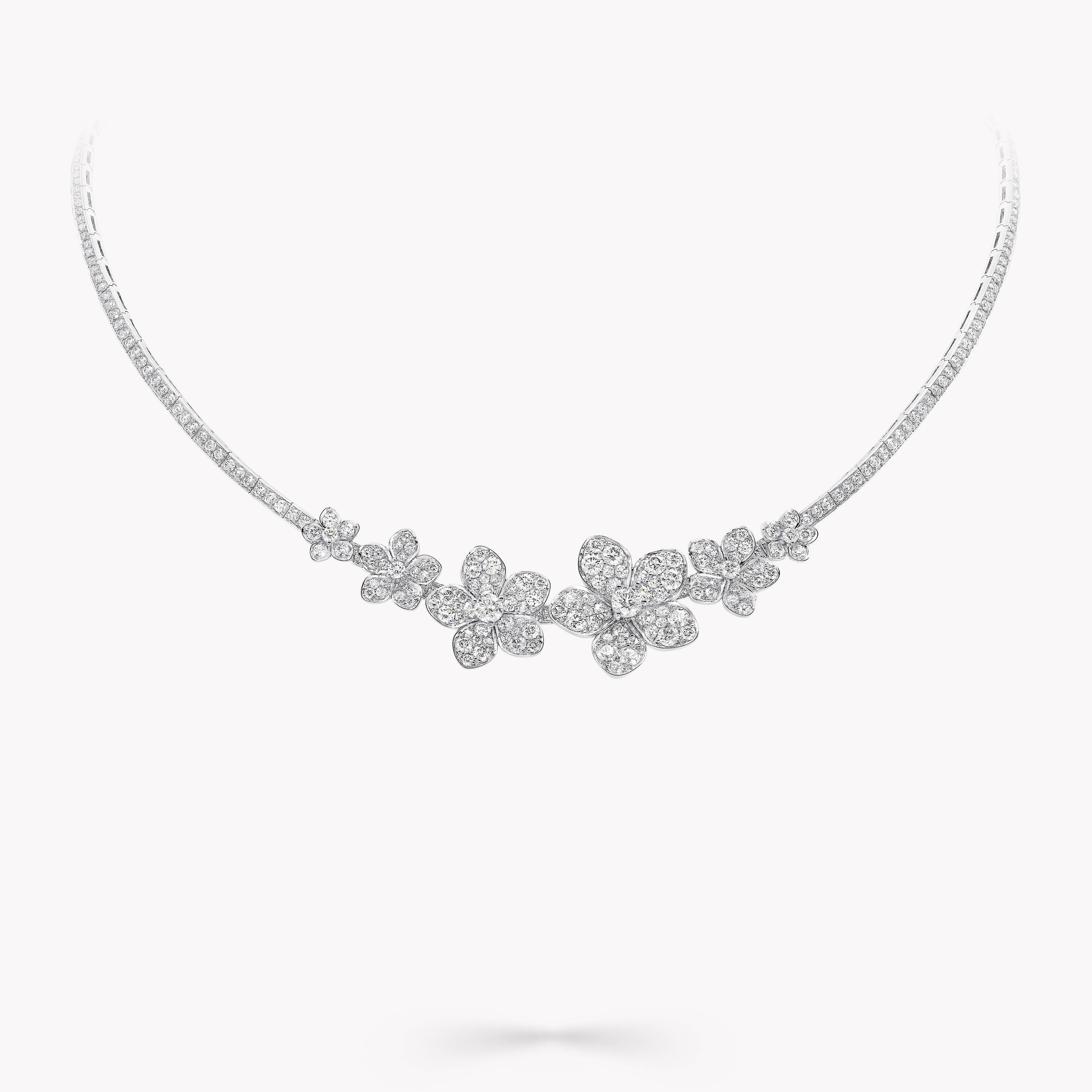 carave-paris-floral-diamond-luxury-necklace_1.jpg