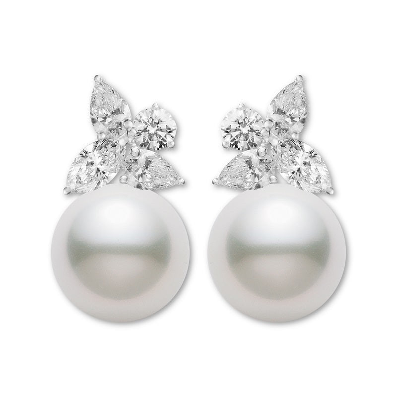 carave-paris-floral-pearl-stud-earrings_eb8a8fe6-d0bc-4ab5-9ab0-86e4de661163.jpg