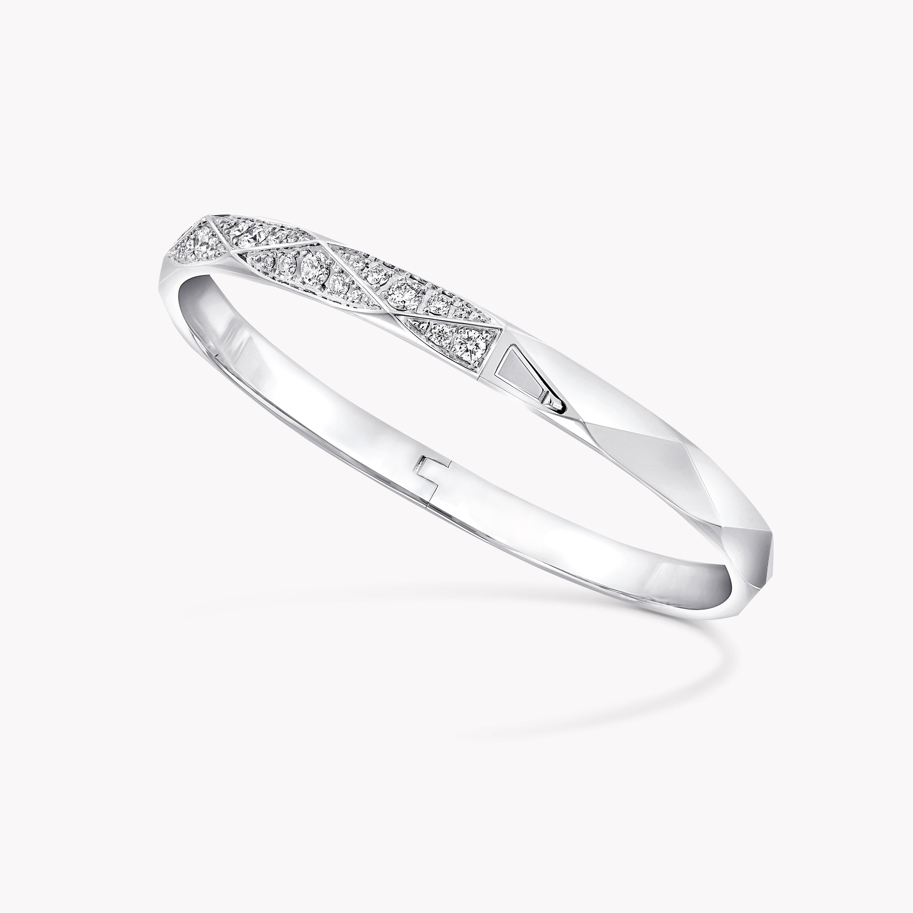 carave-paris-geometric-diamond-bangle_9_1e627425-ceda-4656-a2d3-965da43f0c11.jpg