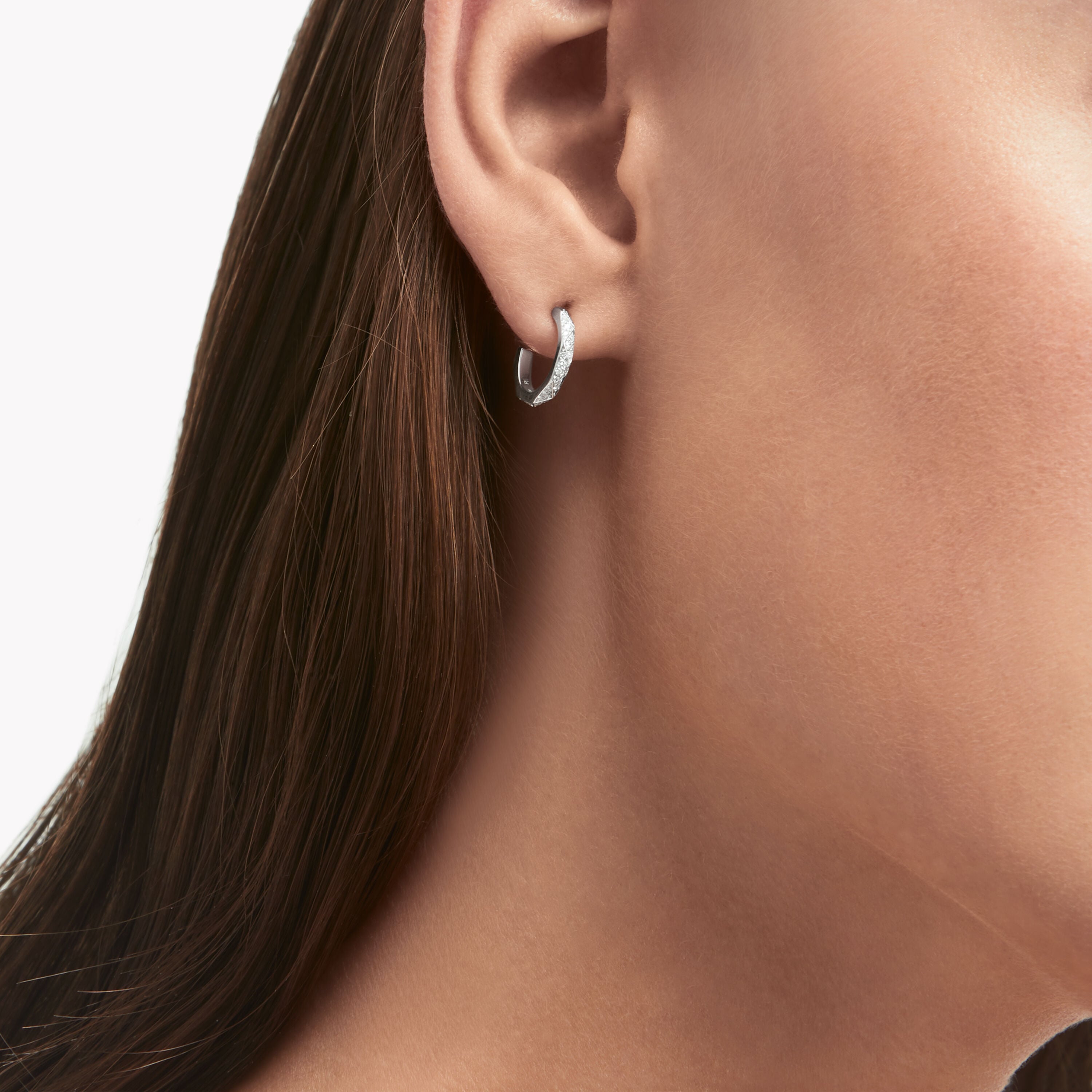 carave-paris-geometric-diamond-huggie-earrings_3_4f0c572f-511f-4c91-adf5-0adc1c4bdcb1.jpg