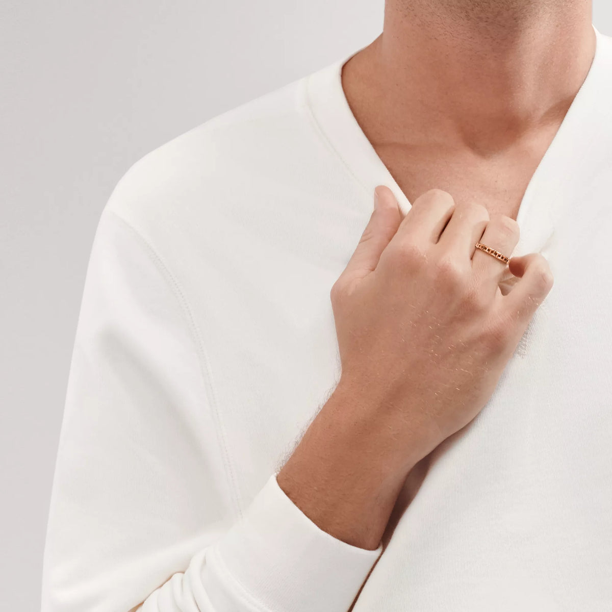 Carave Paris Geometric Faceted Eternity Band