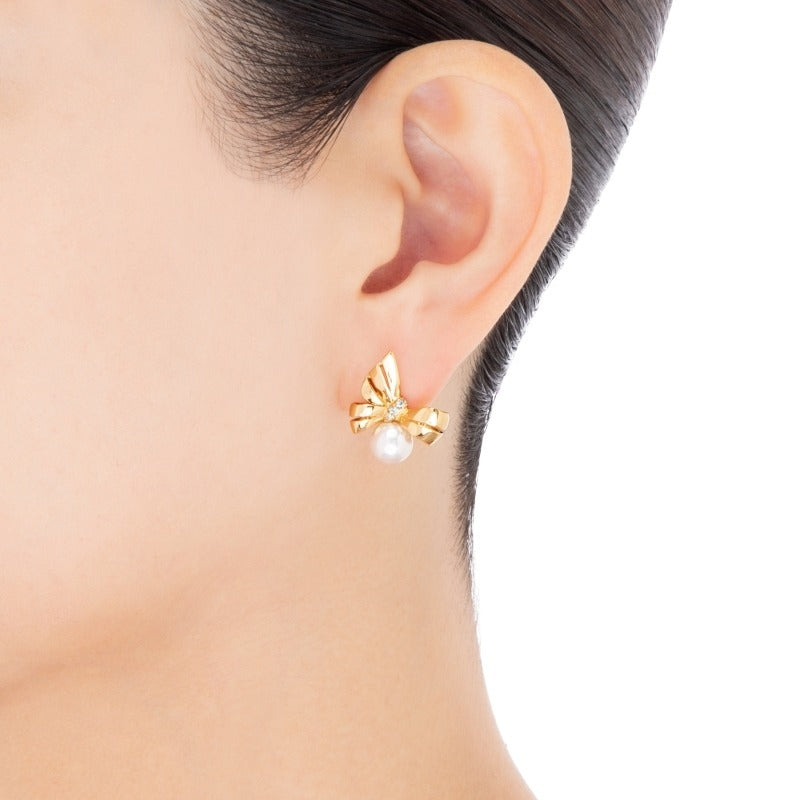 carave-paris-gold-pearl-bow-earrings_2_6517c854-a69e-4ca5-9dec-c6d8578c224c.jpg