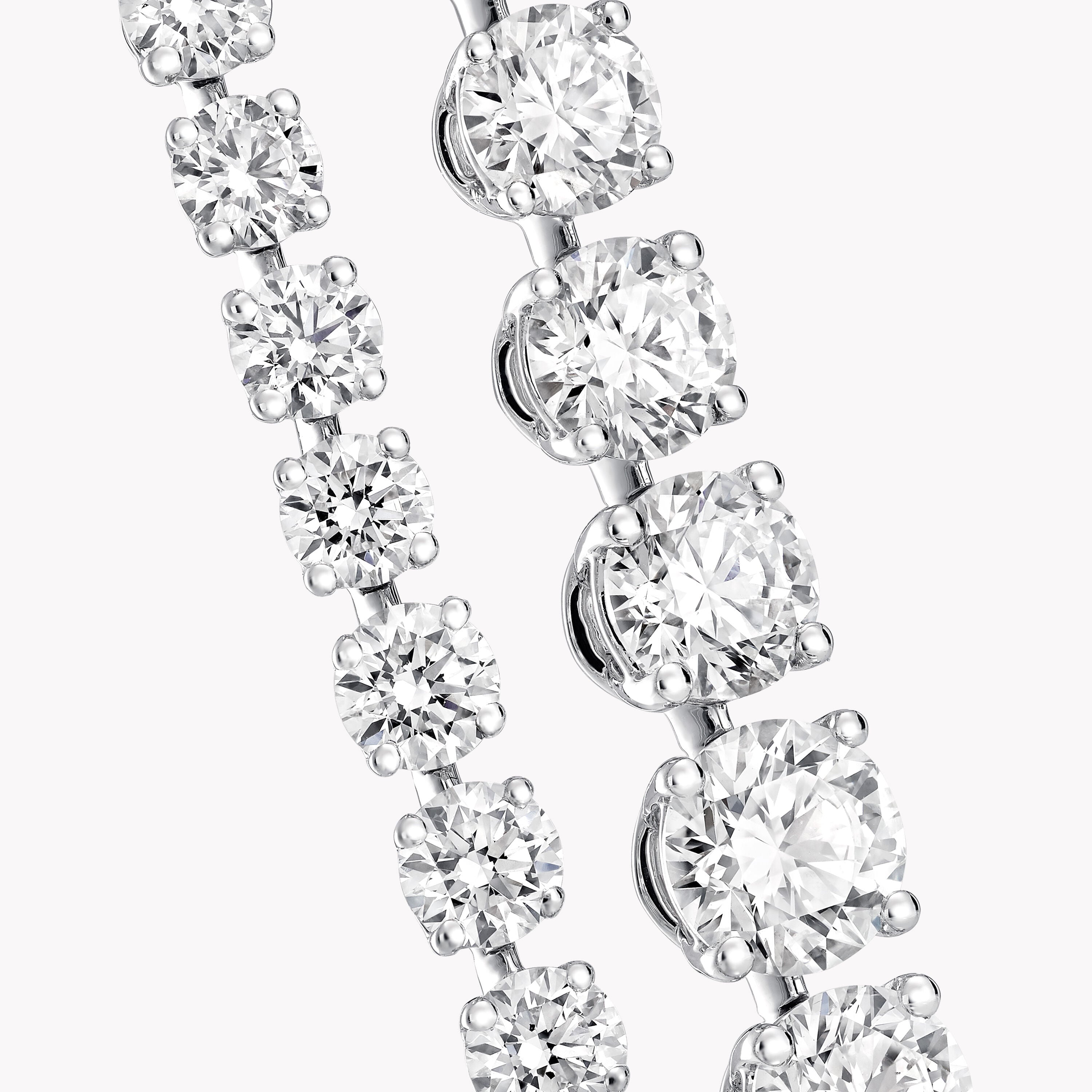 Carave Paris Graduated Round Diamond Tennis Necklace