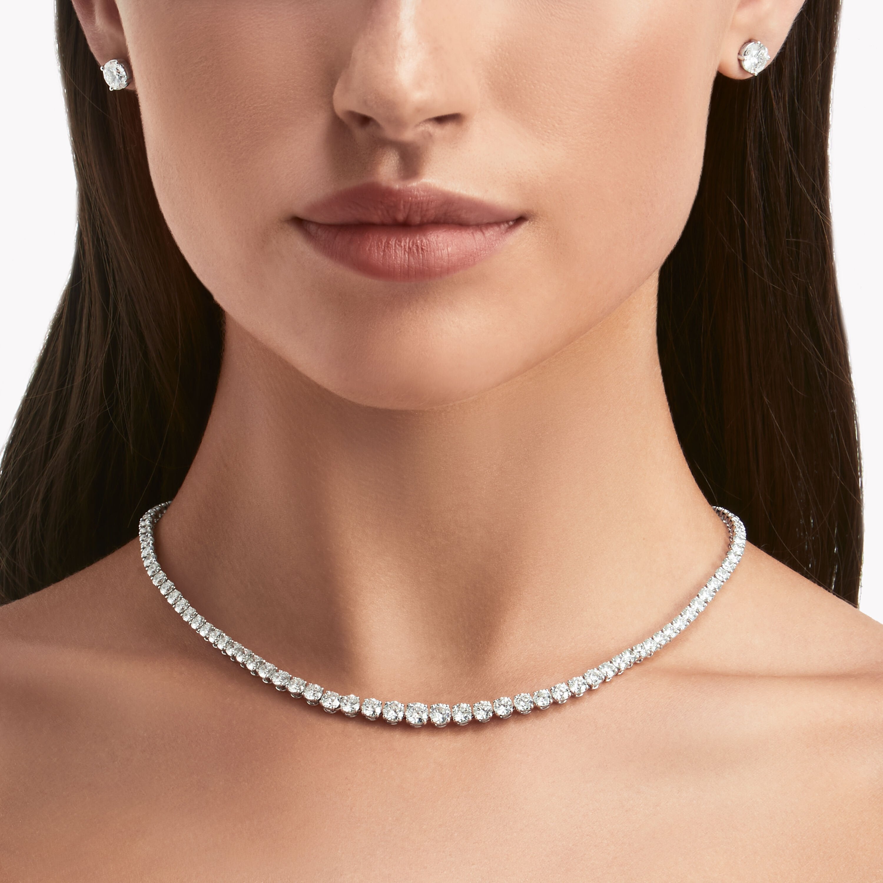 carave-paris-graduated-round-diamond-tennis-necklace_3.jpg