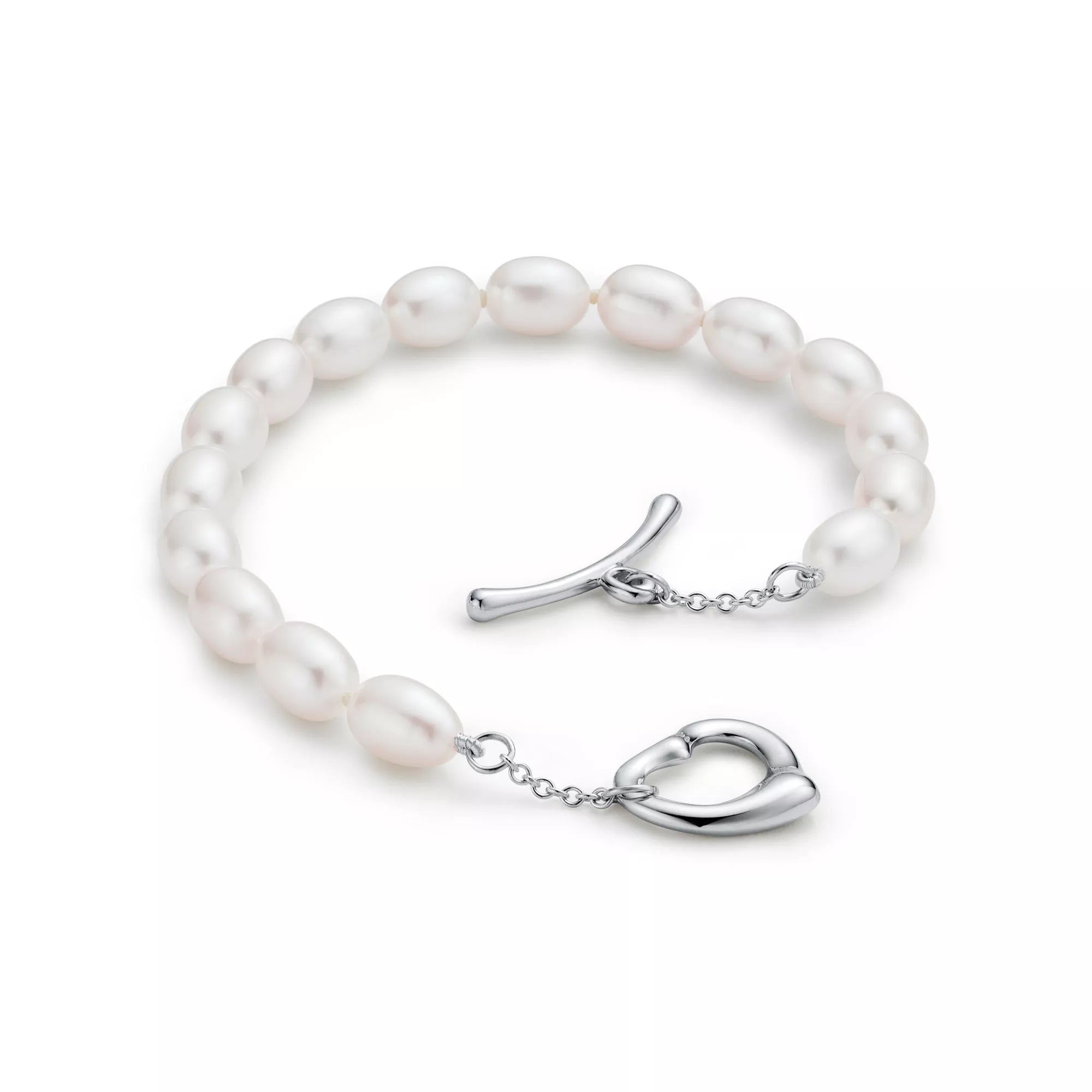 carave-paris-heart-clasp-freshwater-pearl-bracelet_3.webp