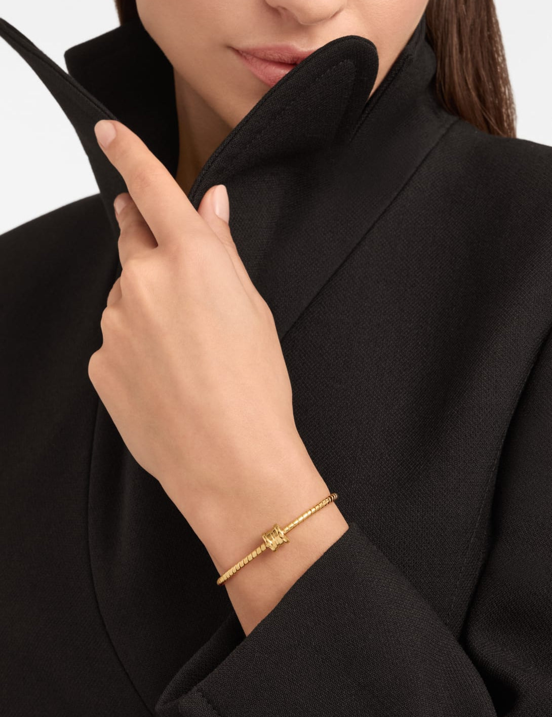 carave-paris-iconic-flex-coil-bracelet_1.jpg