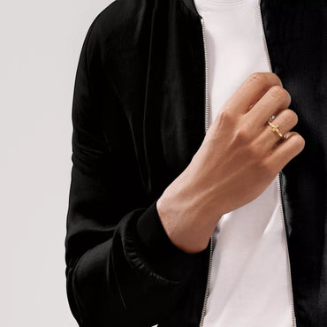 Carave Paris Minimalist Cross Band Ring