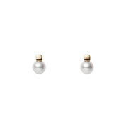 Carave Paris Minimalist Pearl Stud Earrings