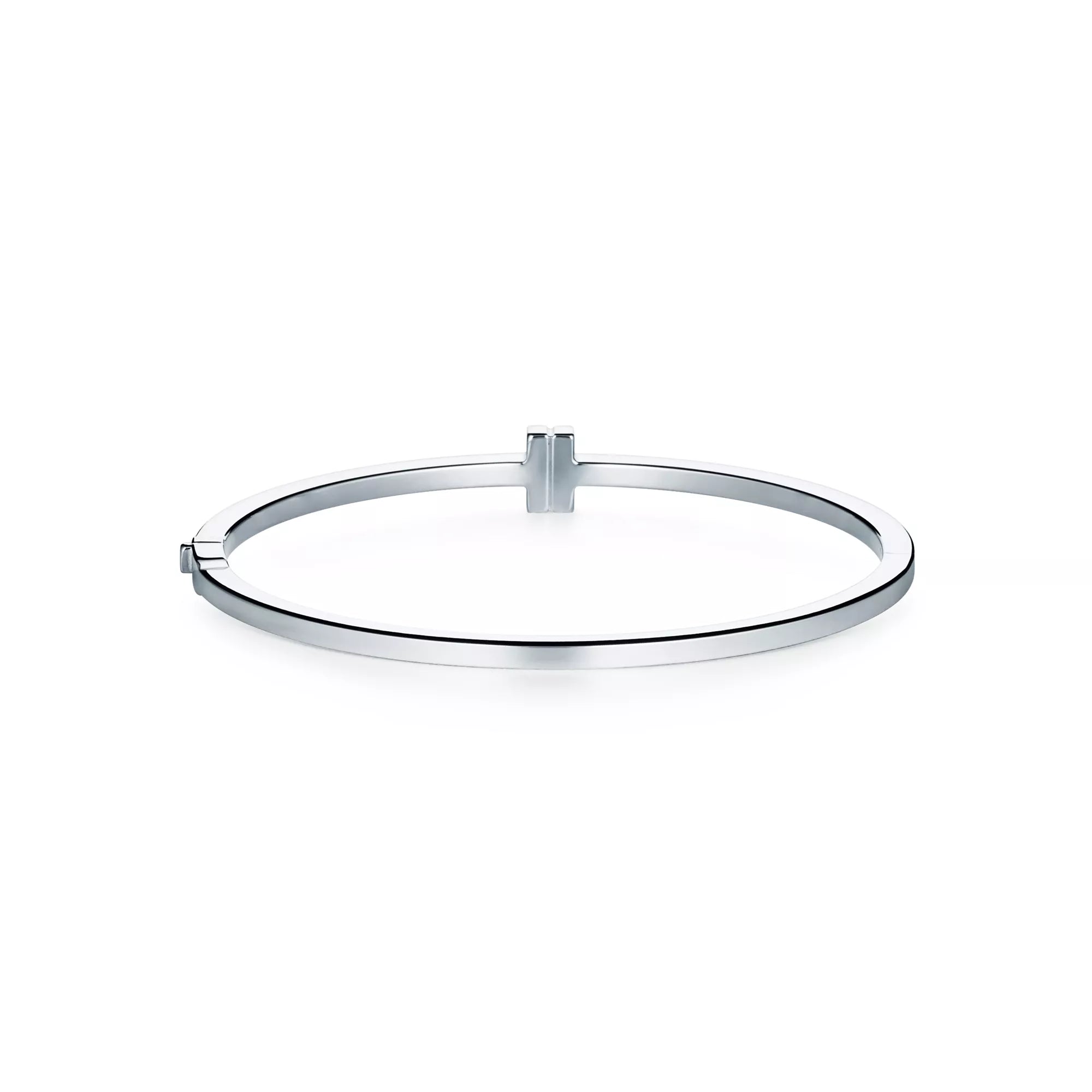 carave-paris-minimalist-t-wire-white-gold-bracelet_1.webp