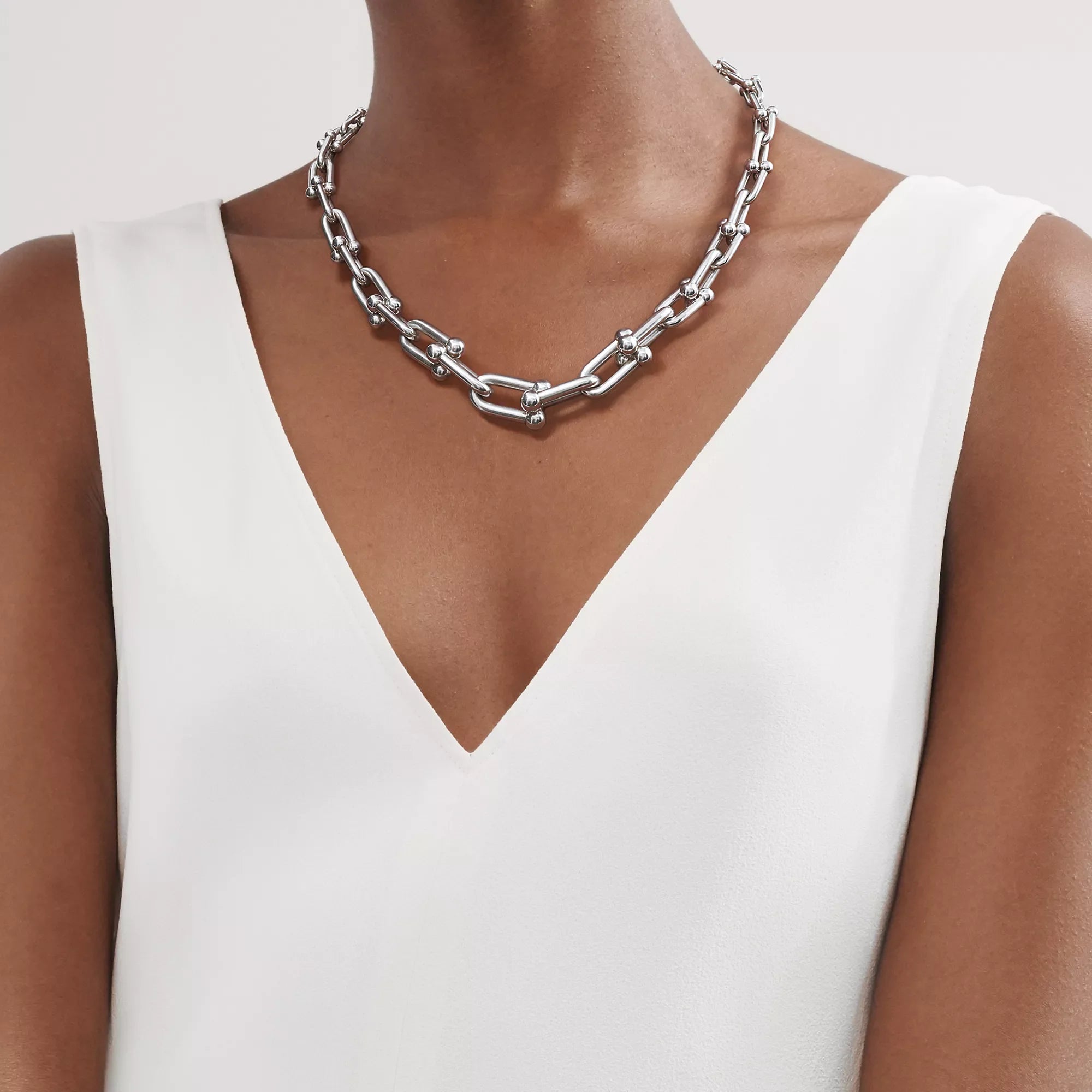 Carave Paris Modern Link Chain Choker Necklace in Silver
