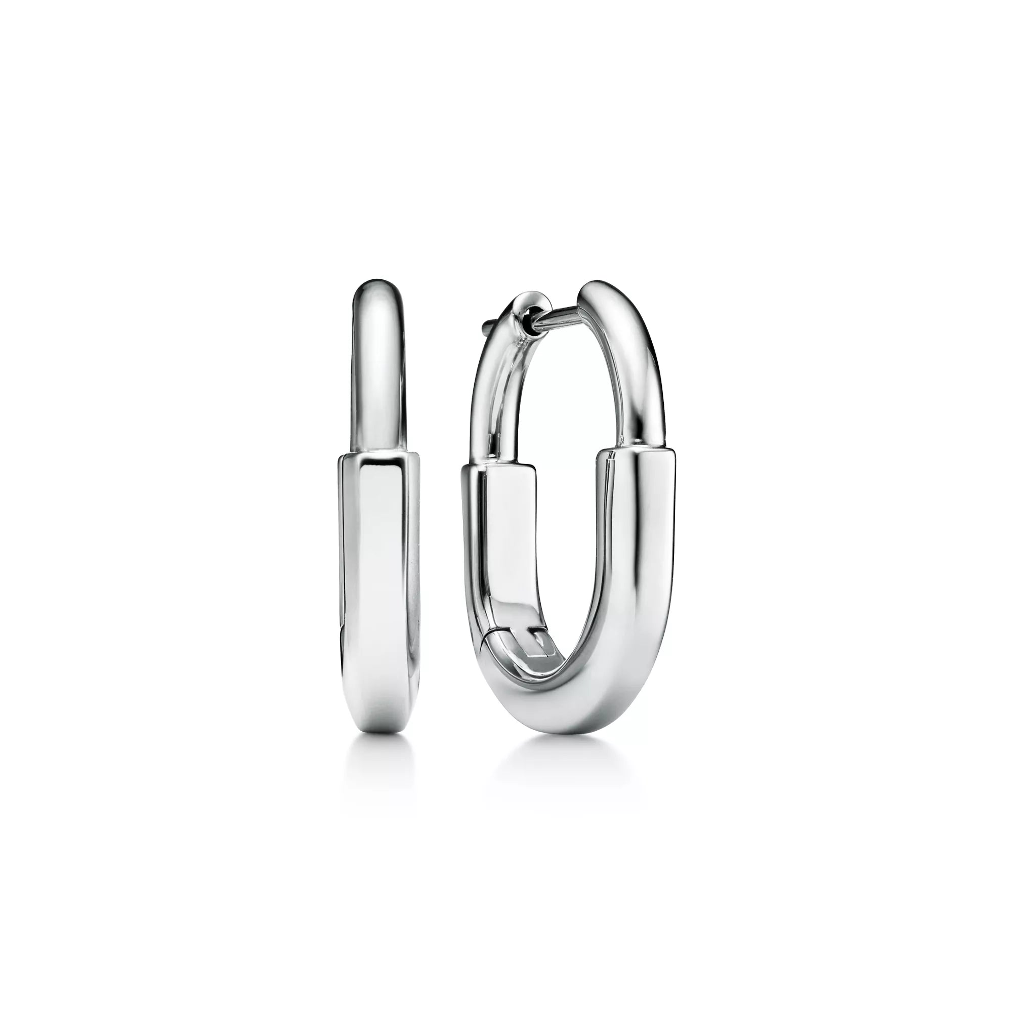 carave-paris-modern-rounded-huggie-hoop-earrings_3.webp