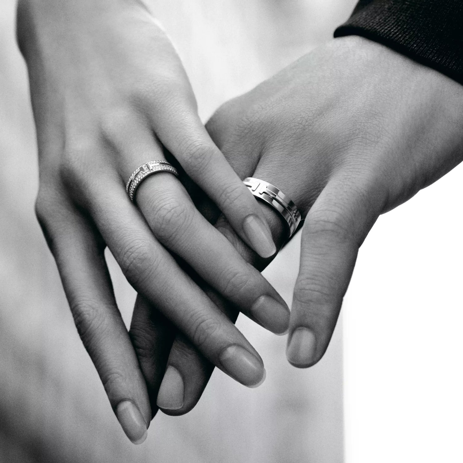 Carave Paris Modern T Stack Ring