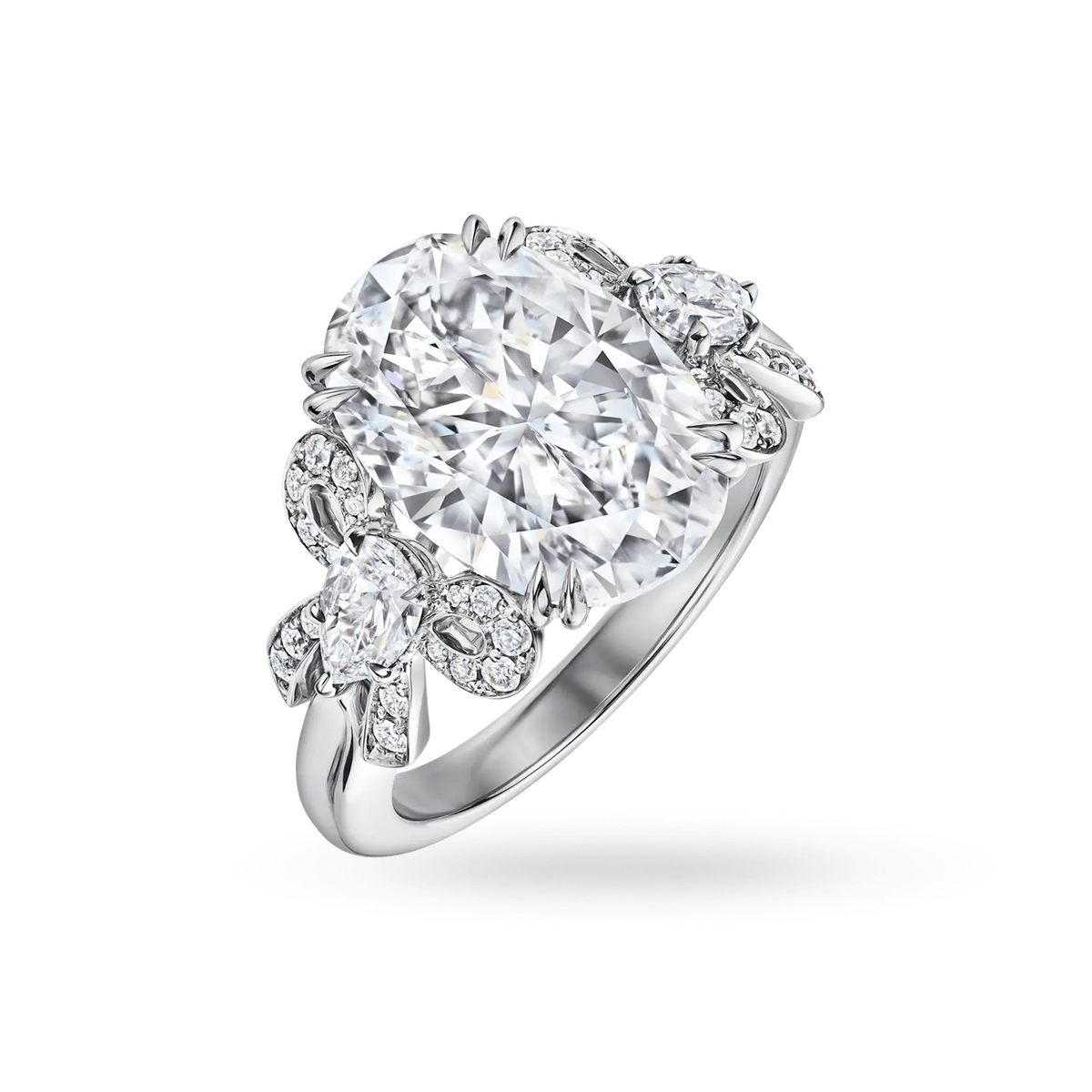 Carave Paris Oval Diamond Floral Halo Ring