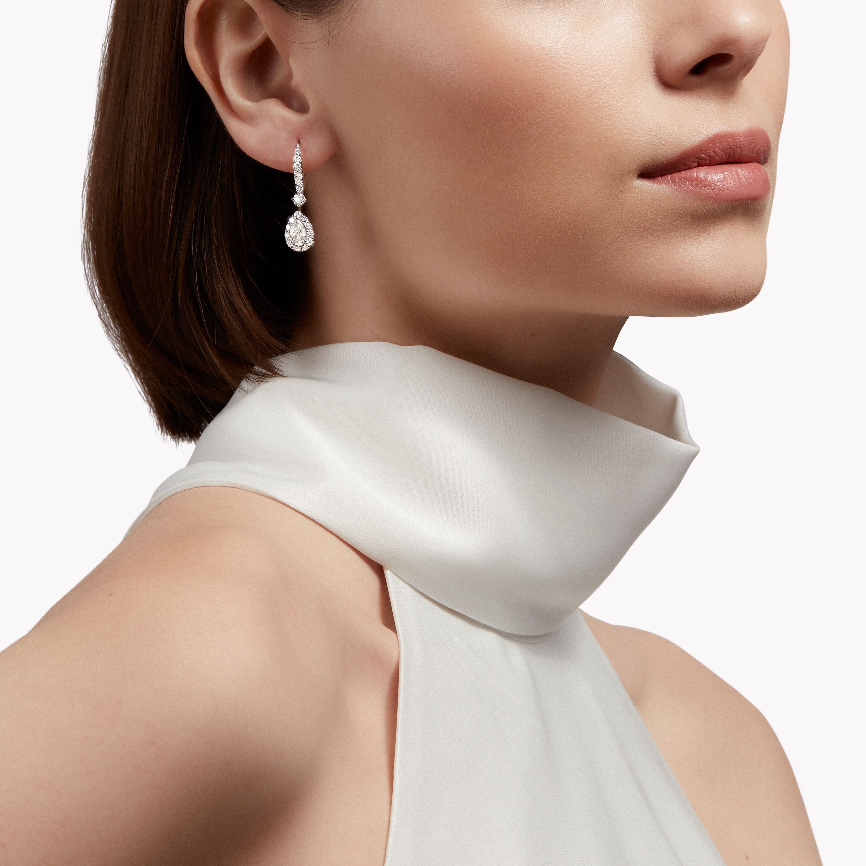 carave-paris-pear-halo-diamond-drop-earrings_1.jpg