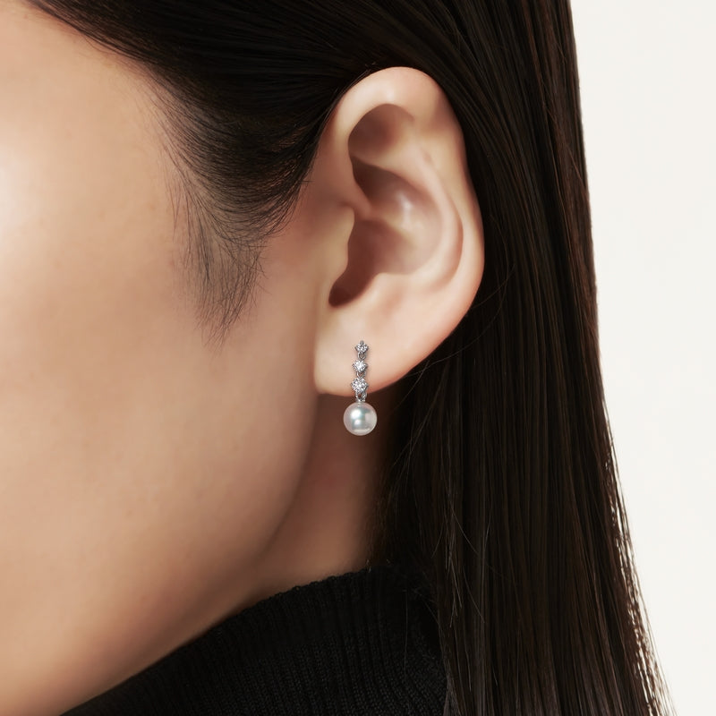 carave-paris-pearl-dangle-stud-earrings_2_ed2013d2-7088-4424-87bf-aa769a9421e8.jpg