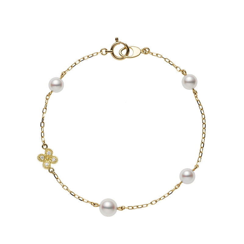 carave-paris-pearl-floral-motif-chain-bracelet_1_5efc994b-4f39-431c-9c35-245e0c595bce.jpg