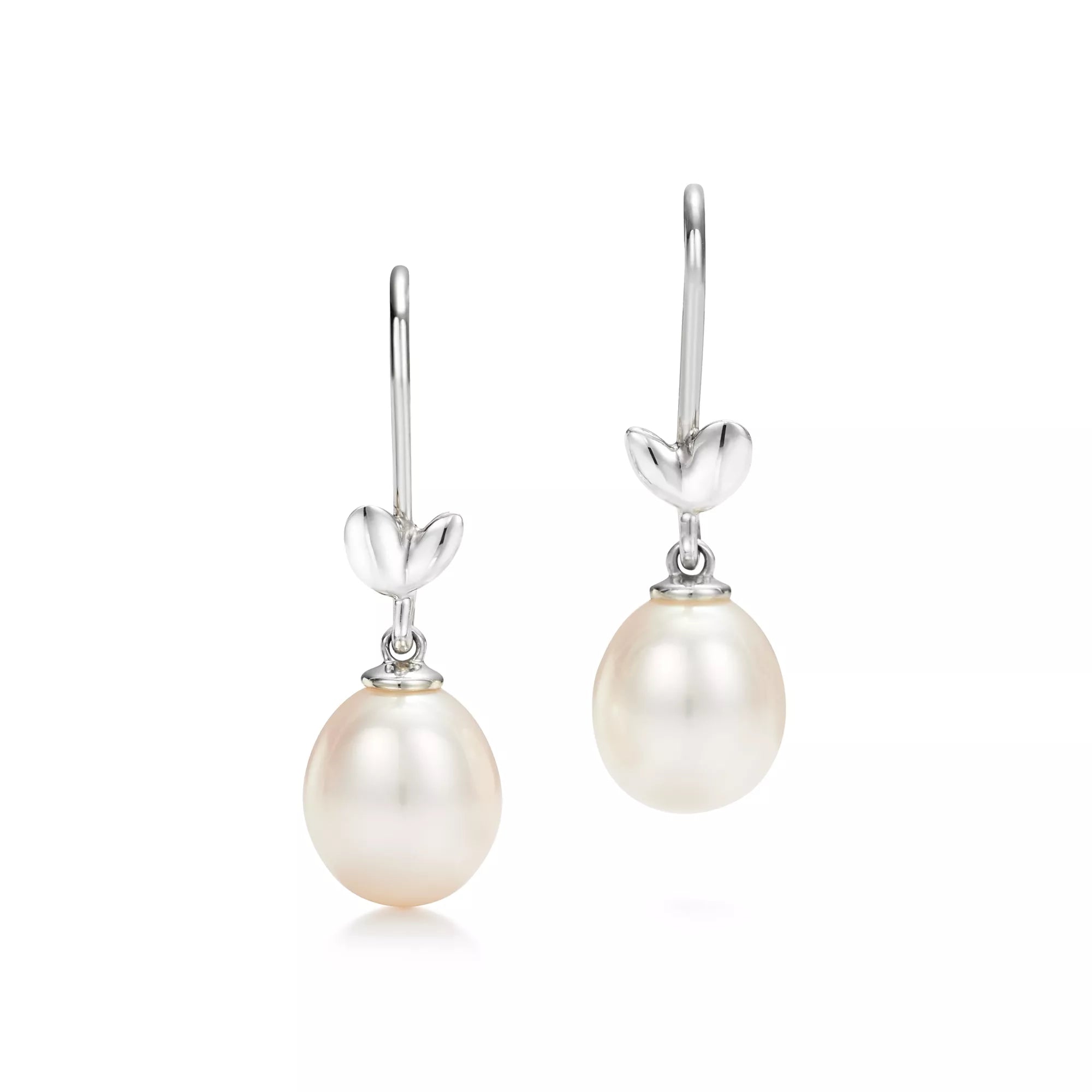 carave-paris-pearl-heart-drop-earrings_1.webp