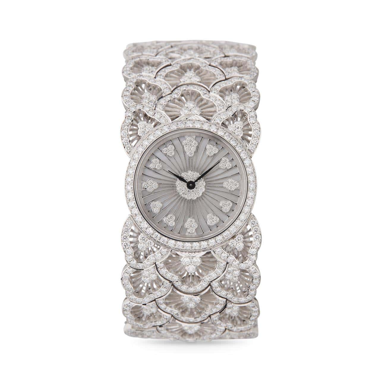 carave-paris-radiant-floral-diamond-bracelet-watch_1_344051d2-a767-438a-b2b4-ef8090f92ea4.jpg
