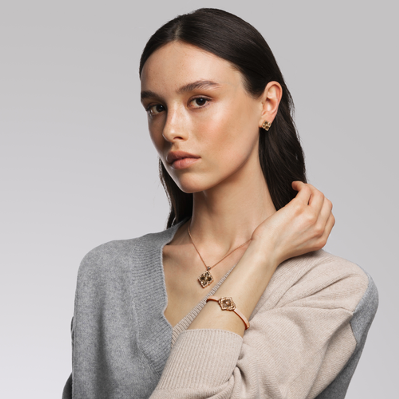 Carave Paris Rose Gold Black Enamel Floral Bangle