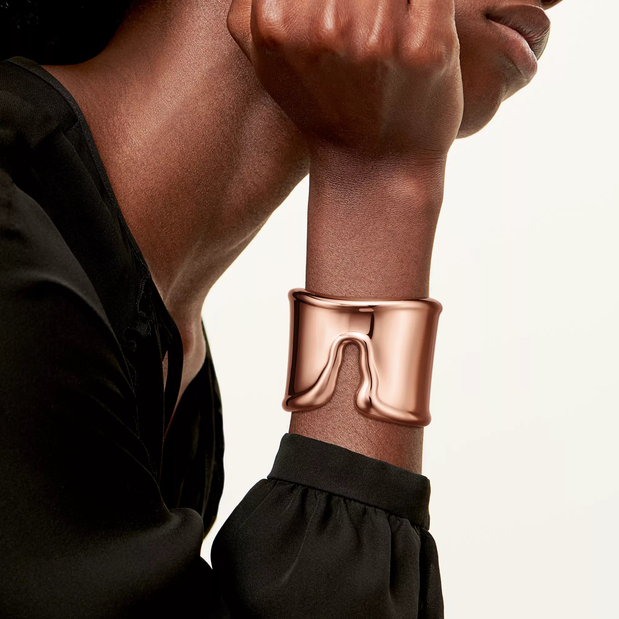 carave-paris-rose-gold-bone-cuff-bracelet_3.webp